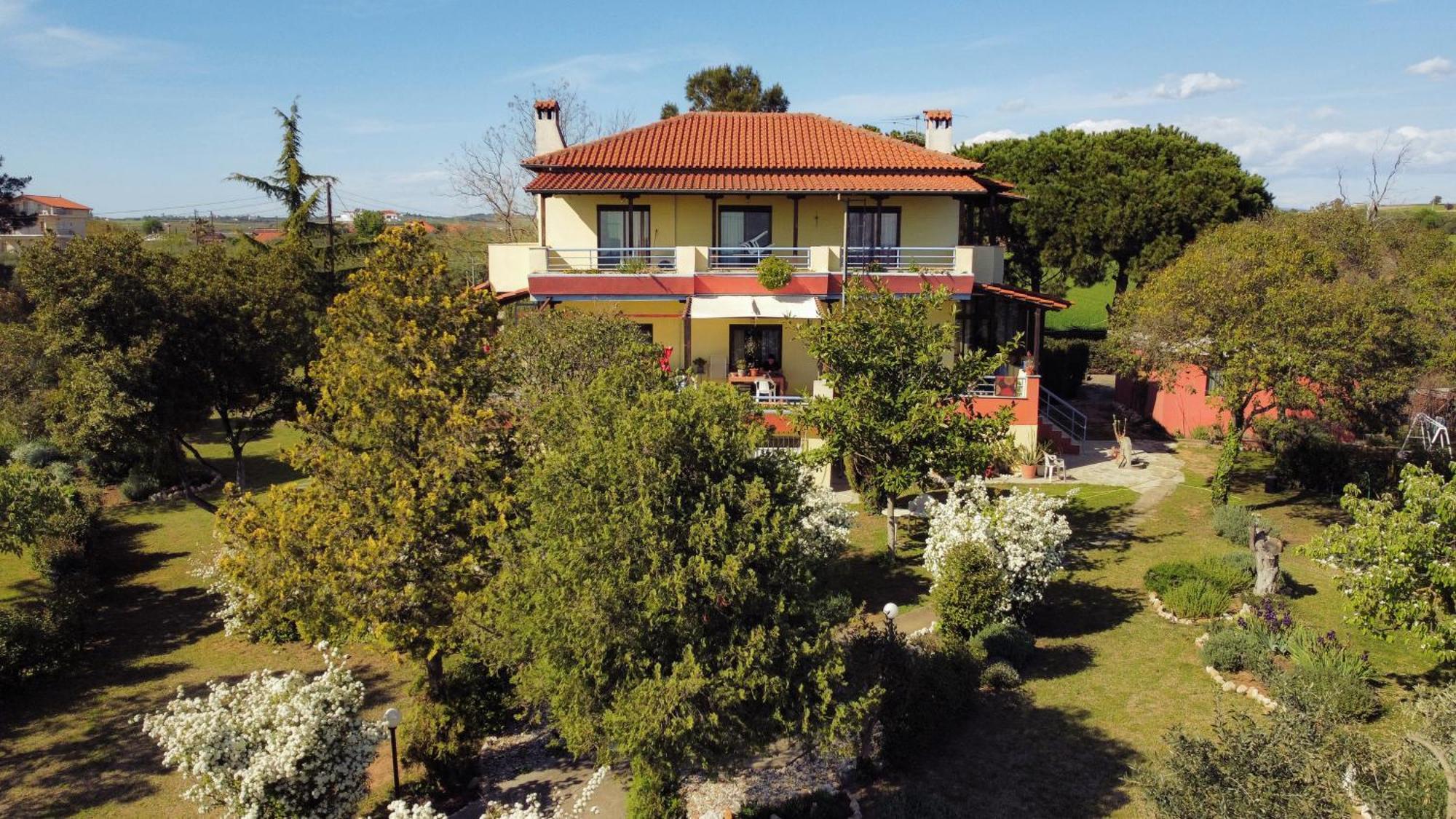 Pond And Pines, By Nice House By The Sea! Epanomí Exterior foto